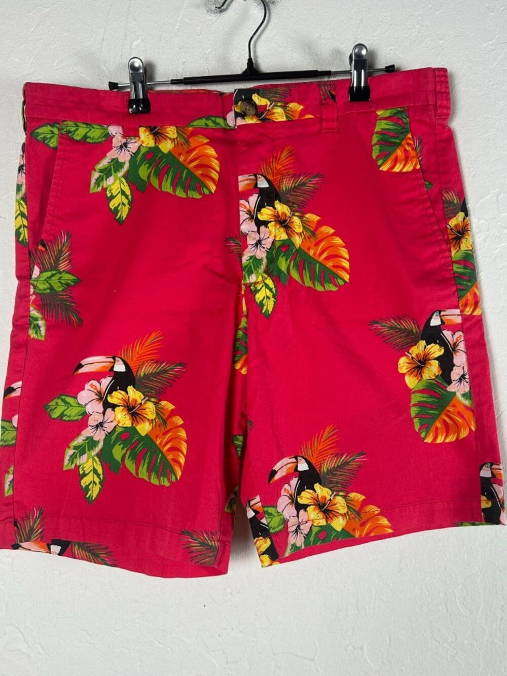 Club Room Mens Pink Toucan Floral Shorts Size 32 Summer Beach Flat-Front NWOT